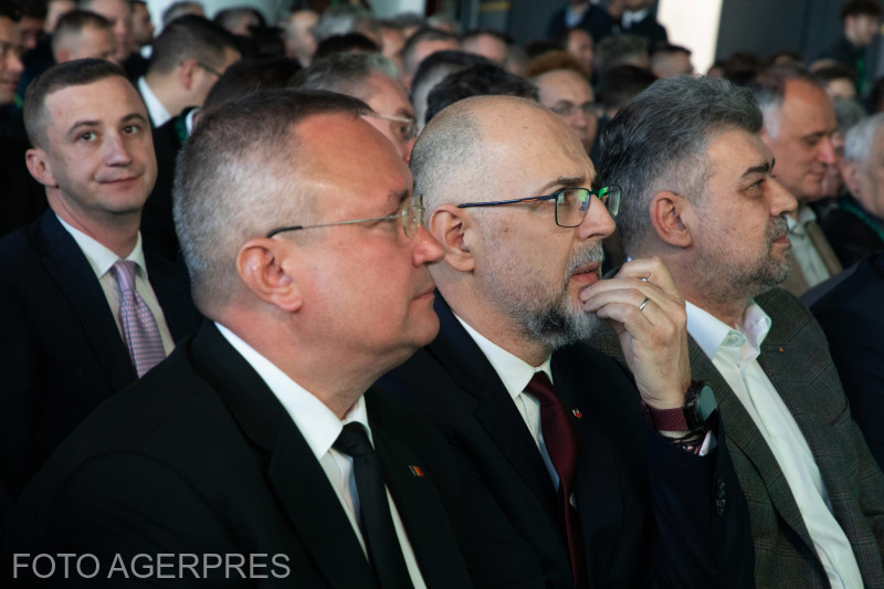 Premierul Nicolae Ciucă, așteptat să își dea demisia. Totul depinde de greva profesorilor și de UDMR