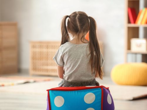 Terapie decontată pentru copiii și adulții cu autism, de la 1 octombrie