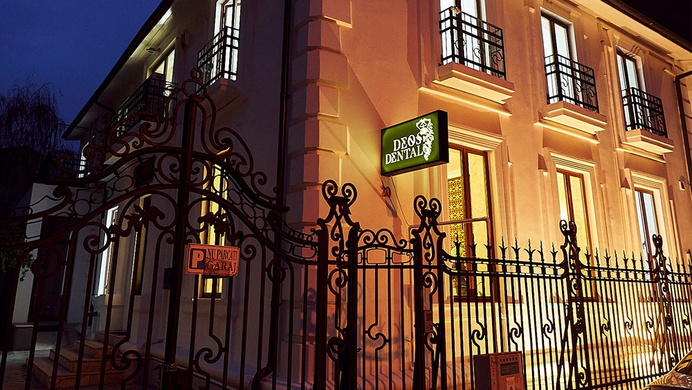 Beneficiază de cele mai bune tratamente dentare în cadrul unei clinici stomatologice premium, ce utilizează protocoale laser eficiente