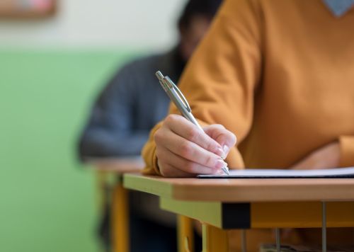 Proiect legislativ pentru reexaminarea probelor de Bacalaureat în vederea măririi notelor