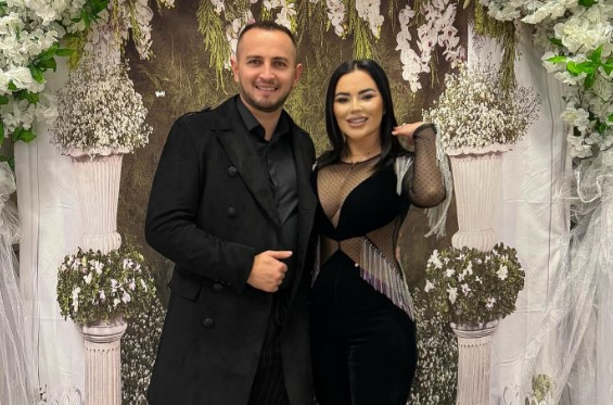 De ce nu a rămas Carmen de la Sălciua însărcinată până acum. Artista, deranjată de întrebări: „Noi am fost la medici”