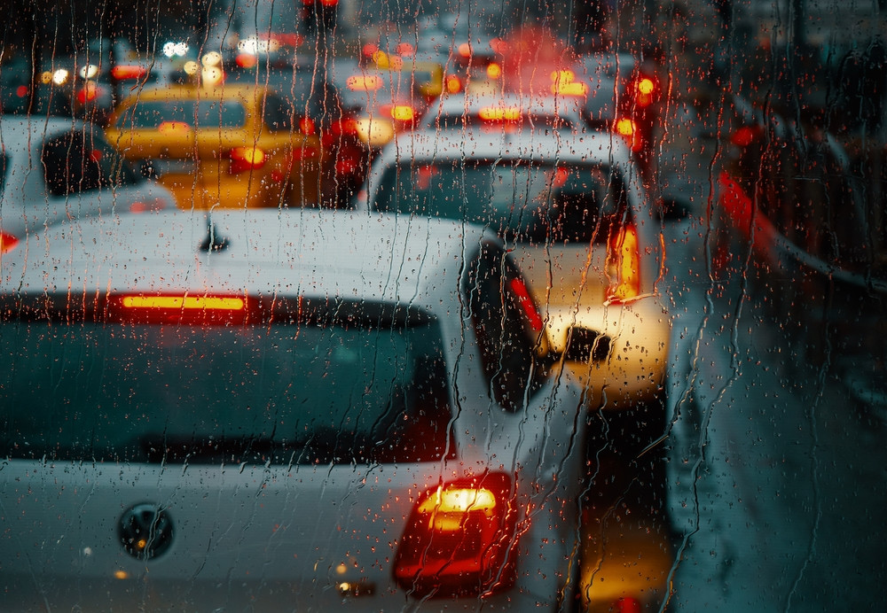 Val de furtuni în România. Vremea se răcește din nou. Temperaturi scăzute de Rusalii