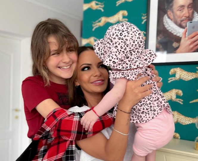 Andreea Antonescu se pregătește pentru botezul fiicei sale. Ce meniu a ales pentru eveniment