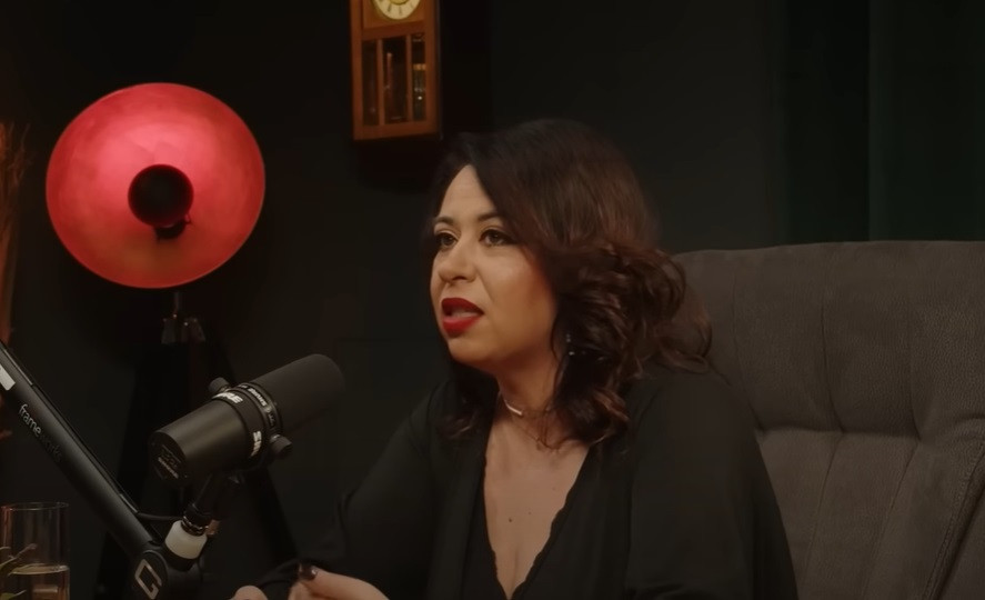 Catinca și Oana Roman nu au îngropat securea războiului. Fosta lui Marius Elisei a răbufnit din nou: „Am tăcut din respect pentru mama”