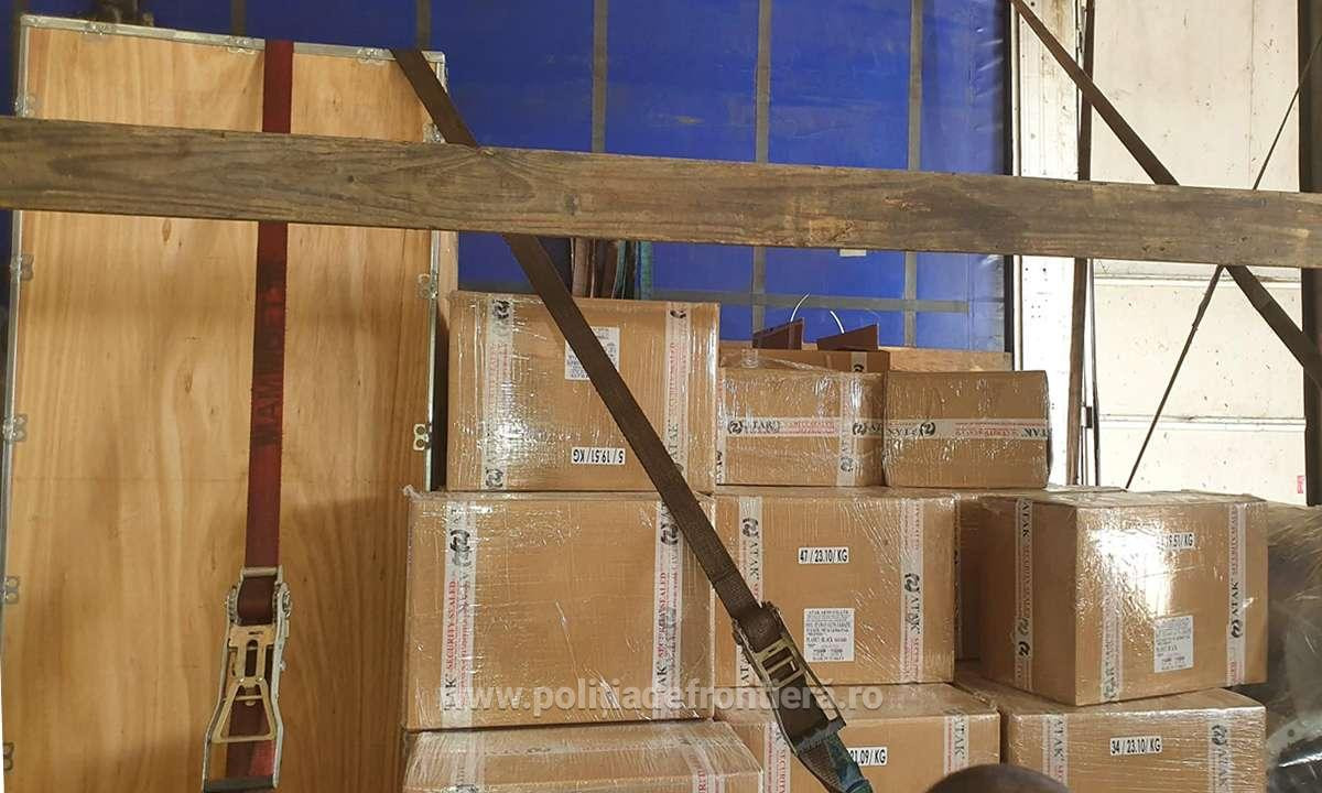 1200 de pistoale descoperite în camionul unui ucrainean, în Constanța. Armele erau aduse din Turcia și urmau să ajungă în Donbas