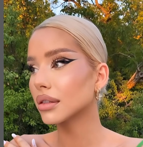 Carmen Grebenișan își face toate poftele după Survivor România. Alina Ceușan, gest impresionant pentru prietana sa