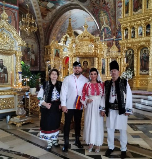 Adriana Bahmuțeanu și George Restivan, nuntă în Ucraina: "Ce-a unit Dumnezeu omul să nu despartă”