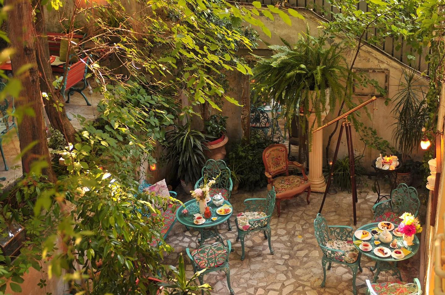 Cinci locuri secrete din București unde te poți răcori în zilele toride