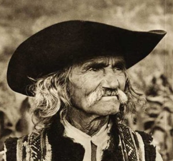 Ce obiceiuri a avut și ce mânca Maftei Pop, românul care a trăit 148 de ani