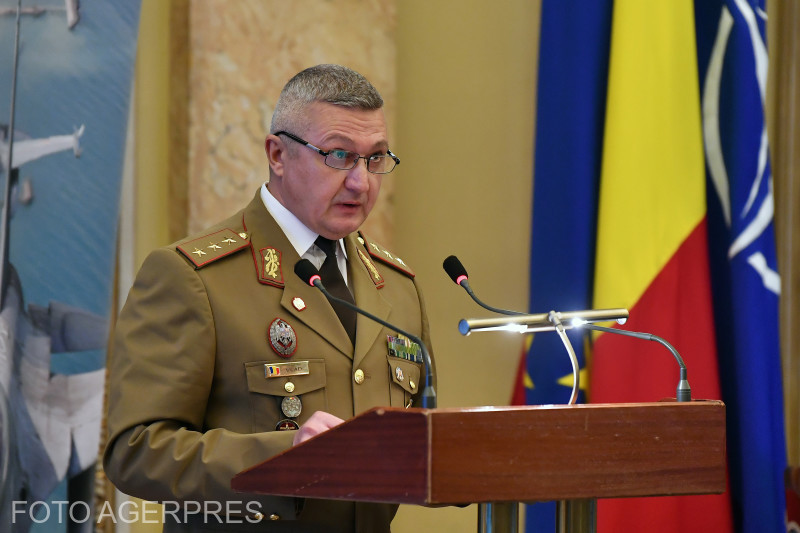 Cine este generalul Vlad Gheorghiță, noul șef al Armatei Române. A fost înaintat de Klaus Iohannis în gradul de general cu patru stele