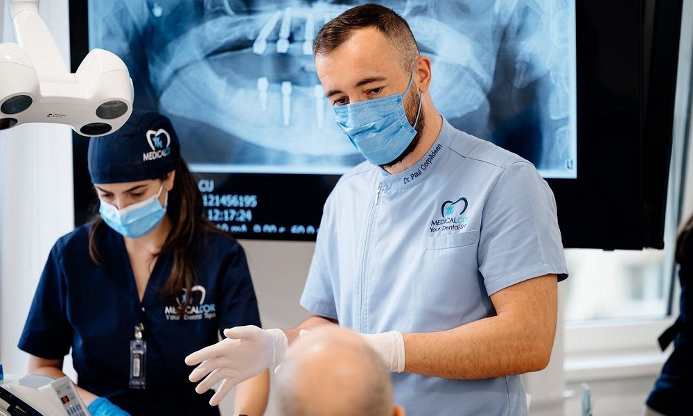 Descoperire revoluționară: Cum poate MedicalCOR să-ți refacă întreaga dantură în doar 5 zile!