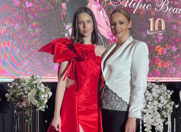 Violeta Bănică, în centrul unei dispute, pe Instagram. Andreea Marin a sărit în apărarea sa: „Am avut mereu bun simț...”