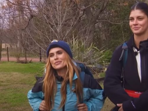 Laura Giurcanu, misiune de distragere a atenției. Cum a încercat să îl facă pe Aris să nu se mai concentreze în timpul probei: „Nu mă atinge!”