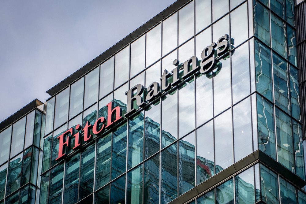 Agenția de rating Fitch a modificat perspectiva de ţară pentru România de la „negativ” la „stabil”
