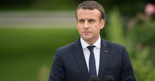 Emmanuel Macron susține că Ucraina ar trebui să poată neutraliza bazele militare rusești