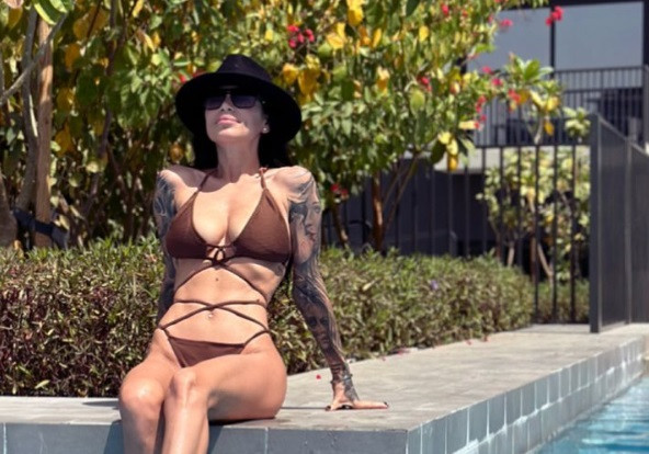 Roxana Vancea s-a mutat la țară cu copiii. Soțul ei nu le este alături: „Nu mai plec de aici până în septembrie”