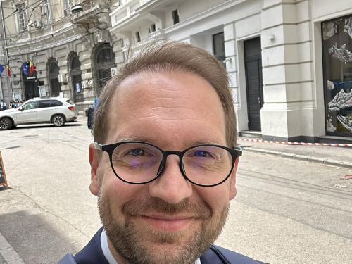 Primarul Dominic Fritz a depus dosarul pentru cetățenia română