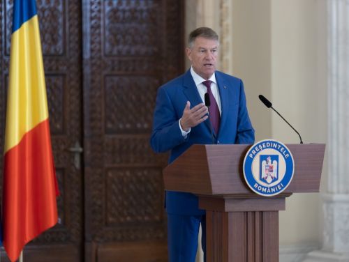 Klaus Iohannis a promulgat legea privind participarea României la Sistemul de Informaţii Schengen