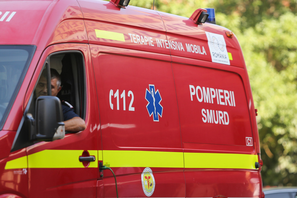 Accident feroviar în Teleorman. O fată de 15 ani a murit, iar alte patru persoane au fost rănite