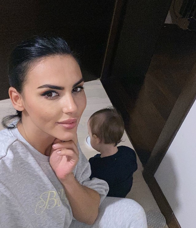 Lavinia Pîrva, dezvăluiri despre rolul de mămică. Soția lui Ștefan Bănică Jr. nu și-a dorit bonă pentru micuțul Alexandru