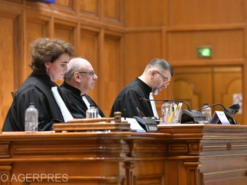 Legea pensiilor speciale se întoarce în Parlament. CCR: Este parțial neconstituționată și trebuie corectată