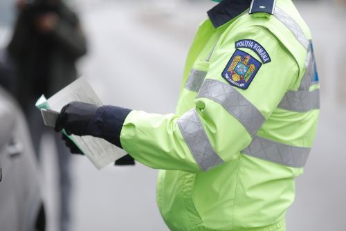 Șofer din Brașov surprins rulând cu 275 km/h pe Autostrada A3 primește „permis de odihnă” pentru 120 de zile