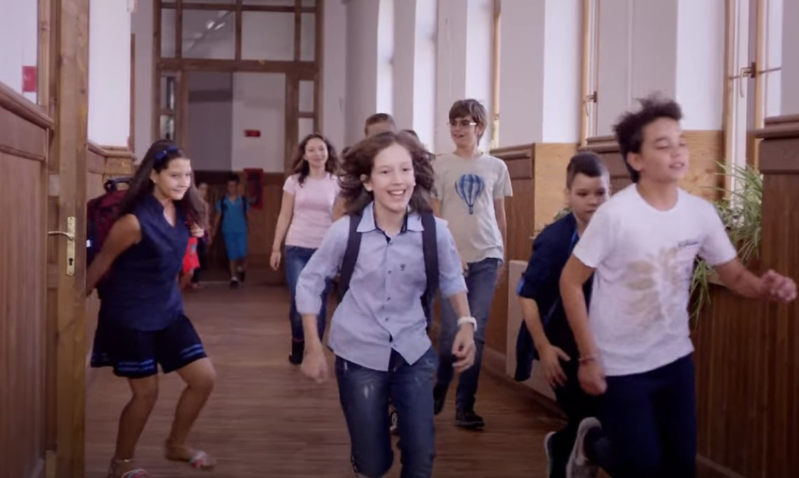 Elevii români, mai mult în vacanță decât la școală. Ce zile libere au în anul școlar 2023-2024/România e în topul țărilor europene la vacanțe