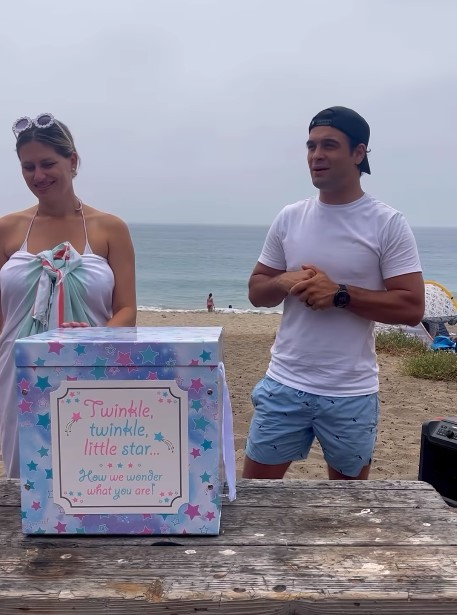 Un celebru actor din Vlad urmează să devină tătic: „Viața ne-a rezervat cea mai hilară surpriză”