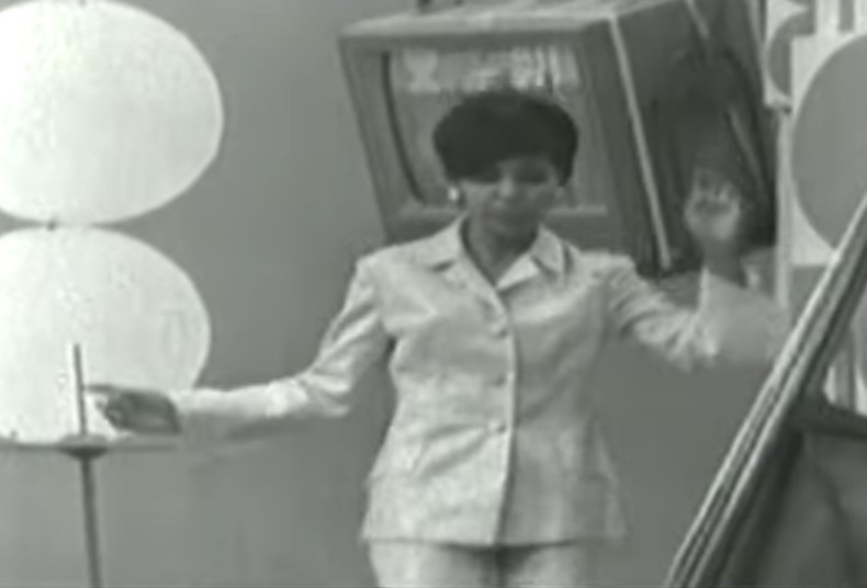 Aura Urziceanu, uitată de lume într-un azil din Canada. Solista de jazz suferă de Alzheimer: „Trăiește în condiții greu de imaginat”