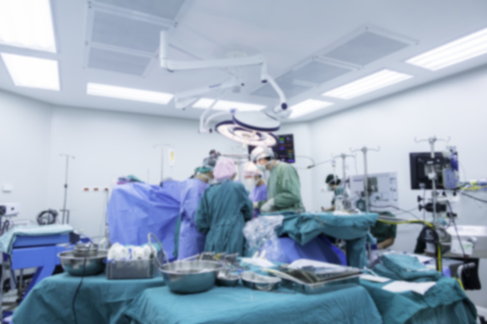 Pacienți omorâți în timpul operațiilor. Chirurgul cercetat pentru uciderea a 4 oameni ar fi avut probleme cu memoria, după operația suferită pe creier