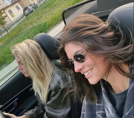 Cine este Laura Giurcanu de la America Express. Influencerița a câștigat cel de-a doilea sezon al emisiunii “Next Top Model by Cătălin Botezatu”