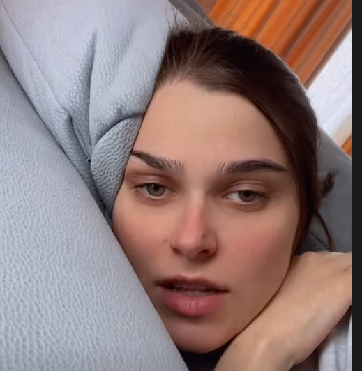 Theo Rose a tras un semnal de alarmă în mediul online. Artista, șocată de ceea ce se întâmplă în școli: „Cică au fost sancționați”