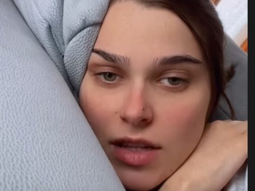 Theo Rose a tras un semnal de alarmă în mediul online. Artista, șocată de ceea ce se întâmplă în școli: „Cică au fost sancționați”
