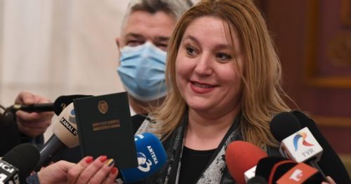 Senatoarea Diana Șoșoacă obține ordin de protecție împotriva soțului, Silvestru Șoșoacă