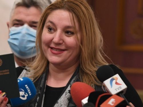 Senatoarea Șoșoacă cere difuzarea mesajelor pe rețele rusești