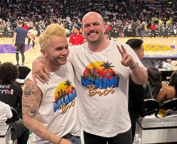 Câți bani a scos din buzunar BRomania pentru petrecerea de ziua lui: „Am cântat și am dansat cu Velea și BDLP”