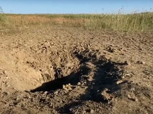 O dronă a căzut pe teritoriul României. MApN: „S-a format un crater de 1,5 metri”