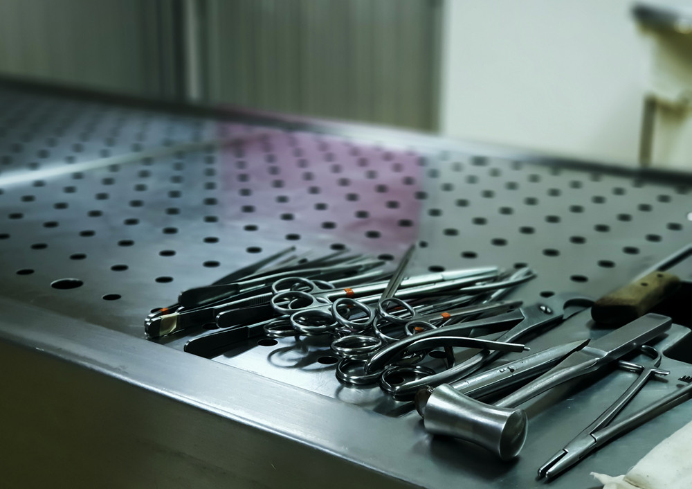 Cauza morții celor trei pacienți de la Murgeni, în continuare un mister. Ce s-a descoperit la necropsia bolnavilor decedați