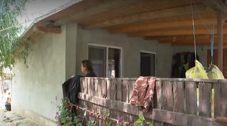 Un glonţ a lovit o casă din Chilia Veche, după drona din Ceatalchioi. Primarul din sat: „Este o stare de panică”