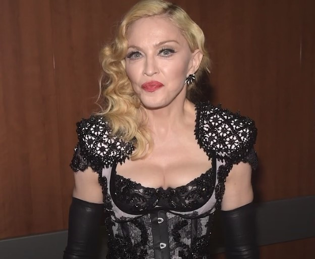 Madonna, la terapie intensivă. Artista și-a anulat turneul din America de Nord și Europa