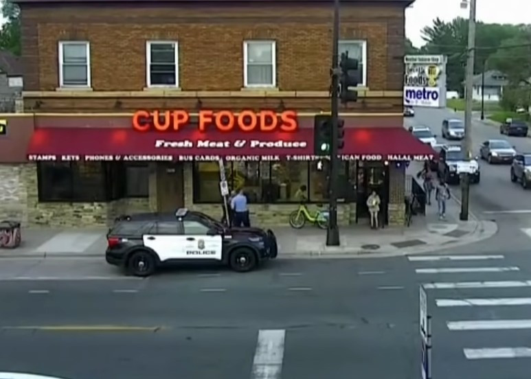 Derek Chauvin, poliţistul condamnat pentru uciderea lui George Floyd, a murit. A fost înjunghiat în închisoare