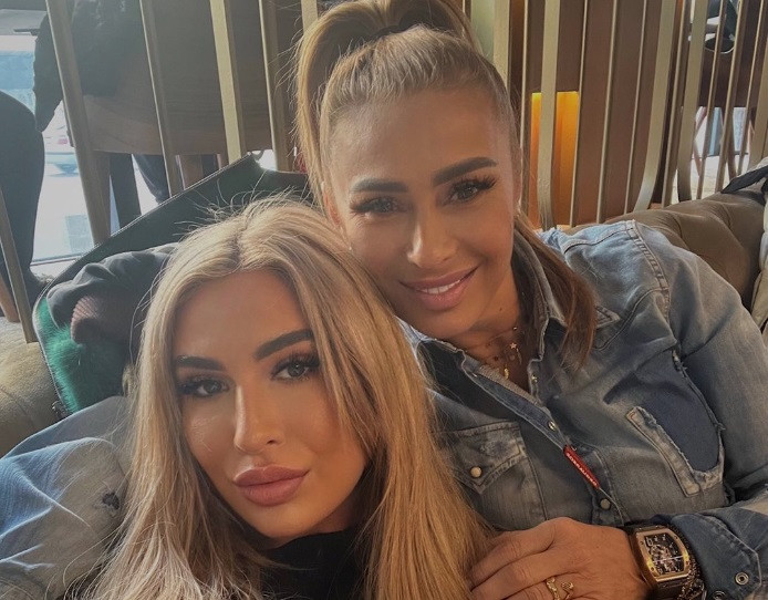 Sarah Dumitrescu, primele declarații despre noul iubit al Anamariei Prodan: „Mama e foarte fericită”