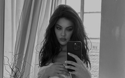 Christina Ich a stat trei săptămâni în casă din cauza unei intervenții estetice: „Ajunsesem să am găuri în față”