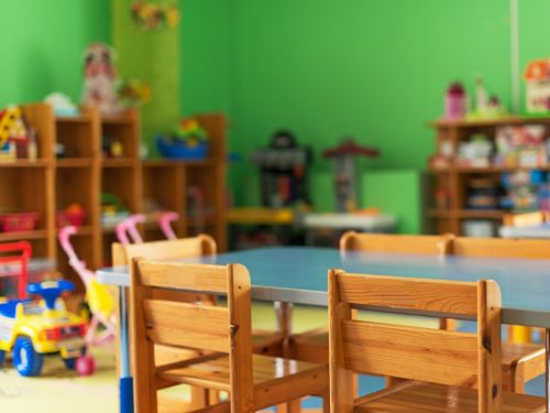 Anchetă în Bucureşti pentru presupusa agresiune sexuală a doi copii într-o grădiniţă