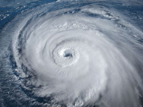 Stare de urgență în zone din Extremul Orient Rus din cauza taifunul Khanun