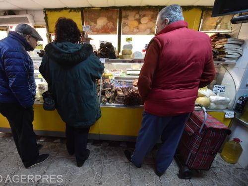 Sărbători de iarnă cu prețuri plafonate. Ce produse vor fi mai ieftine în perioada următoare