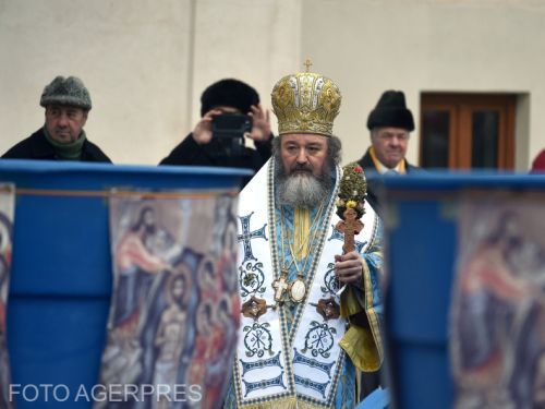 Tradiții în ajunul Bobotezei. Când se pune busuioc sub pernă