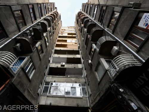 Prețurilor unor apartamente au intrat la apă: s-au ieftinit brusc cu 30%. Ce trebuie să știe noii proprietari