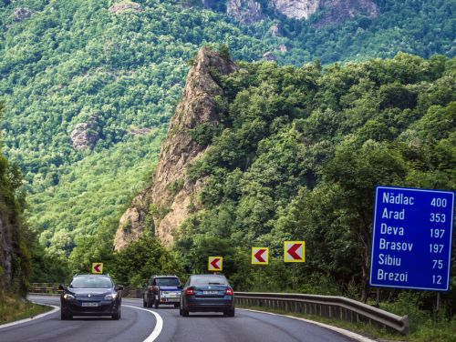 Restricţii de circulaţie pe A2, DN 7 şi DN 39 în zilele de 31 mai şi 1 iunie 2023, pentru o anumită categorie de autovehicule