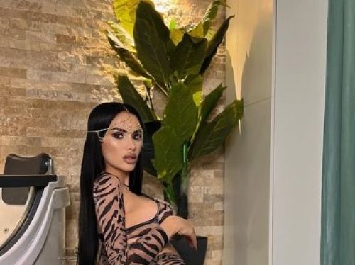 Daniela Crudu, primele imagini cu chipul fiicei sale: „Este nervoasă”